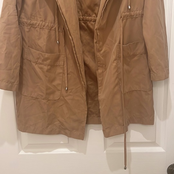 Brown jacket - Picture 3 of 10